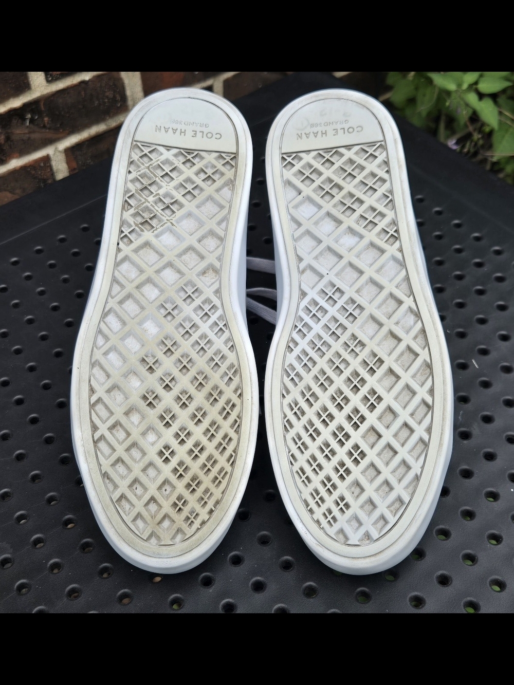 Cole Haan White Leather Grand Crosscourt Traveler Sneakers Women's 11B - Picture 6 of 7